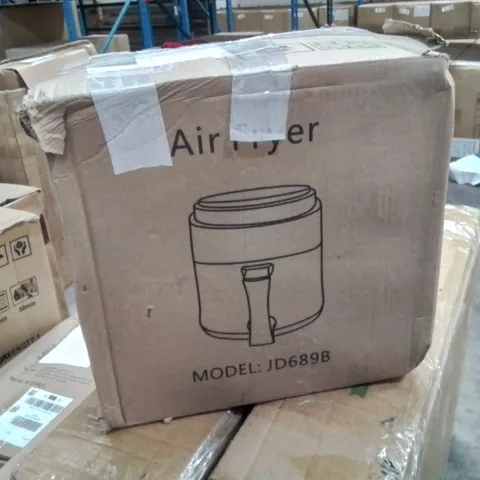 BOXED AIR FRYER JD689B