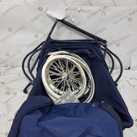 BELLA ROSA PREMIUM NAVY CARRIAGE DOLL PRAM
