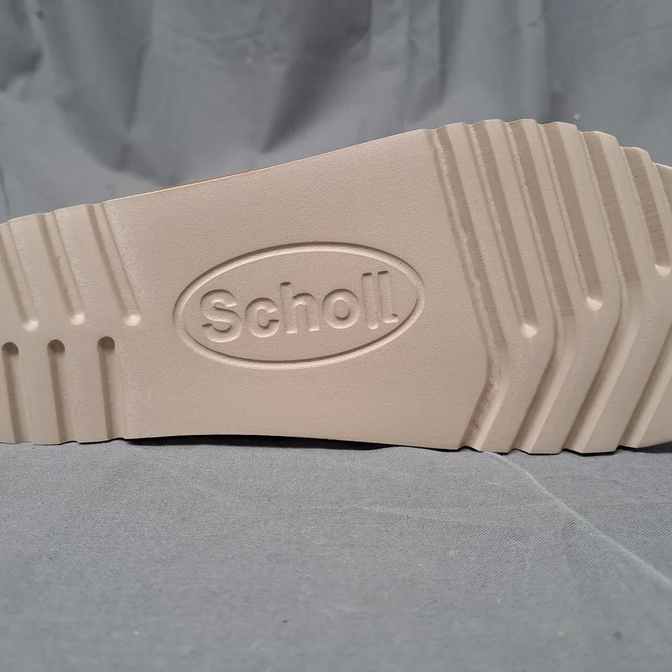 BOXED PAIR OF SCHOLL OPEN TOE SANDALS IN BROWN SIZE 5