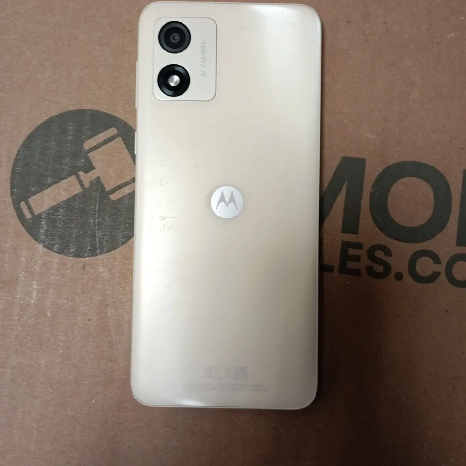 MOTOROLA MOTO E13 IN CREAM