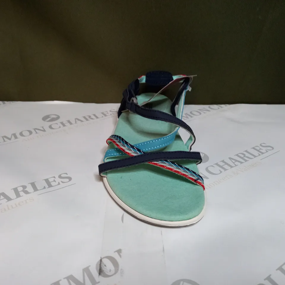 REGATTA LADY SANTA ROMA SANDALS SIZE 5