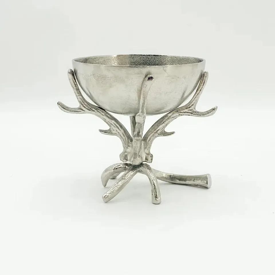 BOXED FAIRMOUNT PARK WENDELGARD METAL FRUIT BOWL
