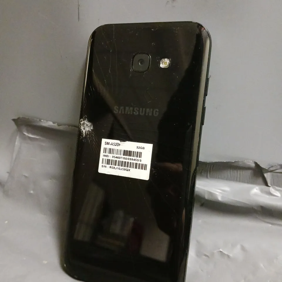 SAMSUNG GALAXY A5 SMARTPHONE 