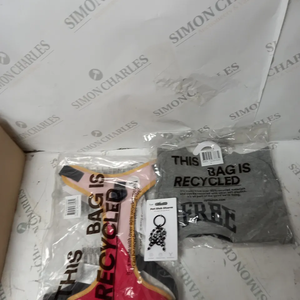 BOX OF APPROXIMATELY 40 ASSORTED HOUSEHOLD ITEMS TO INCLUDE HEADPHONES, DOG HARNESS, CLOTHES ETC 