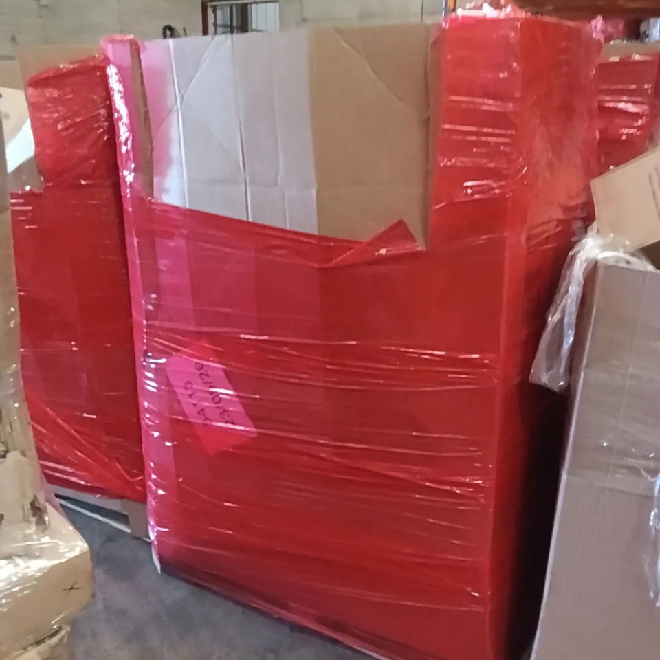 PALLET CONTAINING A LARGE QUANTITY OF ITEMS TO INCLUDE - WALKING AID, STEEL LITTER TRAY, FLOOR LAMP ETC