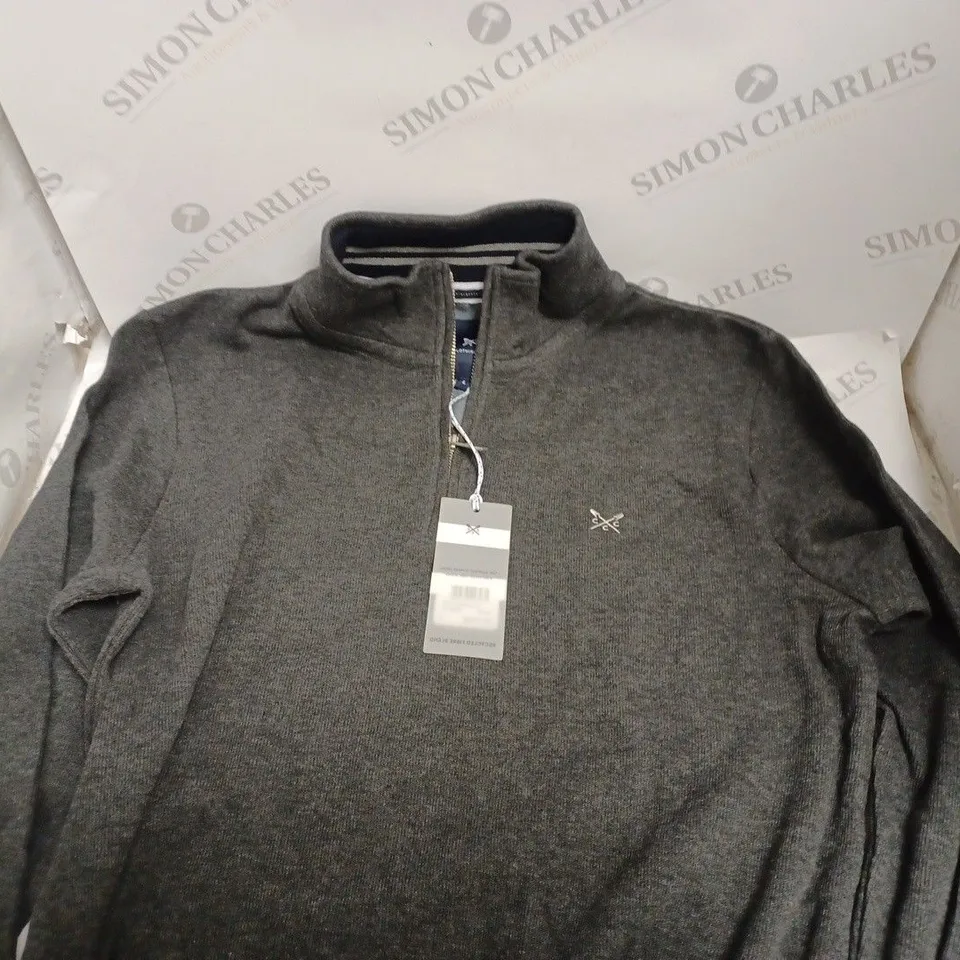 CREW CLOTHING COMPANY FRENCH RIB HALF LENGTH ZIP JACKET IN CHARCOAL - L