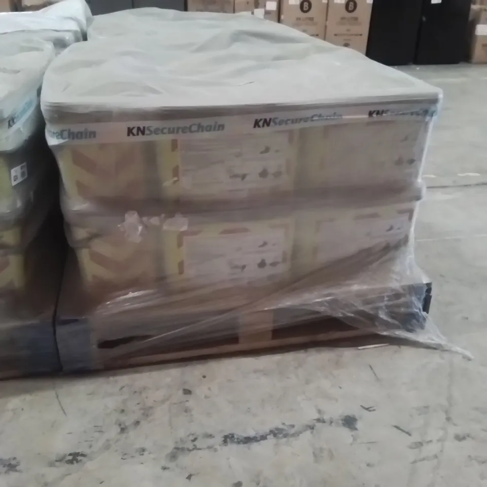 PALLET OF ULTRACRETE TOUGH PATCH POTHOLES REPAIR APPROXIMATELY 26 CASES  //EXPIRY DATE 18.05.25 26KG PER CASE