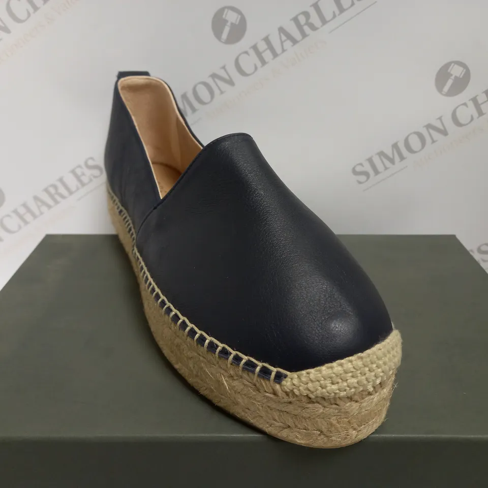 BOXED HOBBS ALICIA ESPADRILLE IN NAVY - SIZE 7