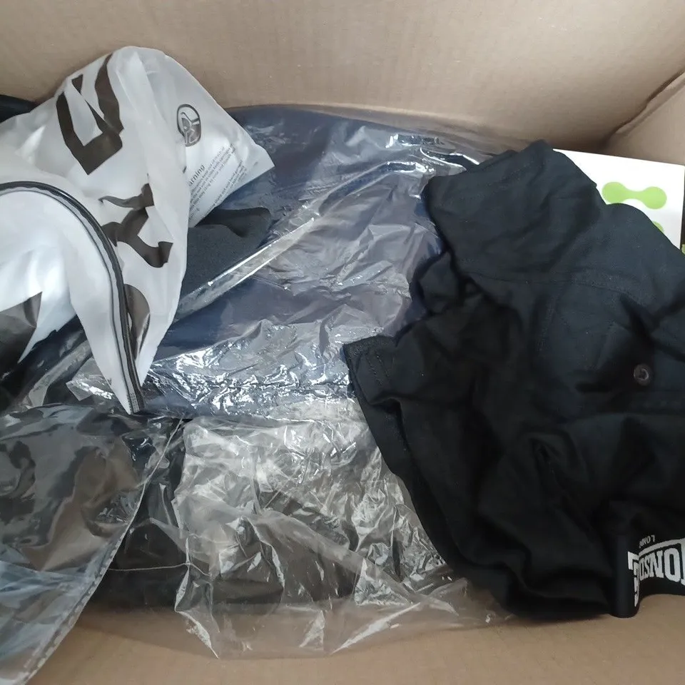 SMALL BOX OF ASSORTED CLOTHING ITEMS TO INCLUDE, ACTIVE WEAR , MOTEL, SHEIN 