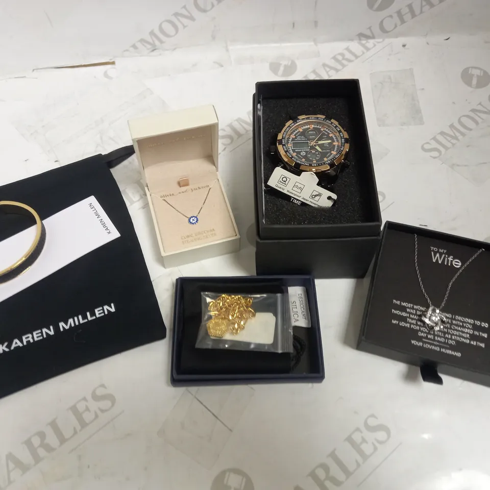 LOT OF APPROXIMATELY 20 JEWELLERY ITEMS, TO INCLUDE EARRINGS, NECKLACES, ETC