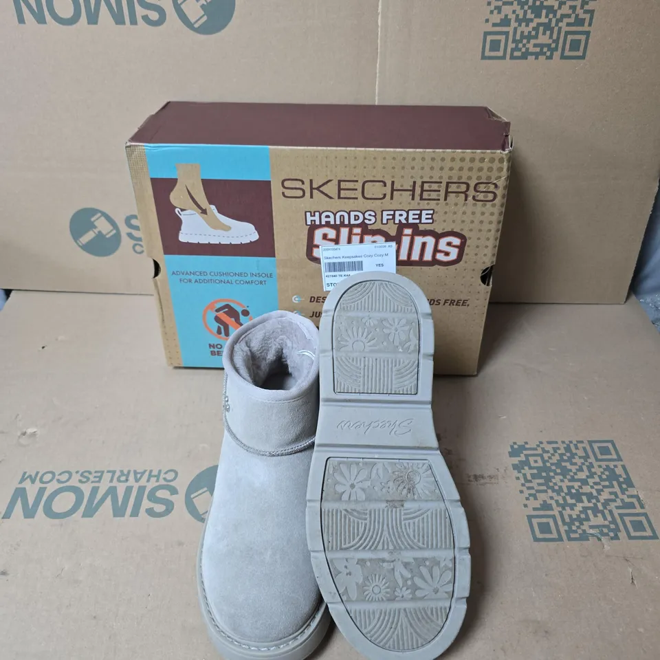 SKECHERS HANDS FREE SLIP-INS SLIPPERS – GREY, FUR-LINED - SIZE USA 7.5