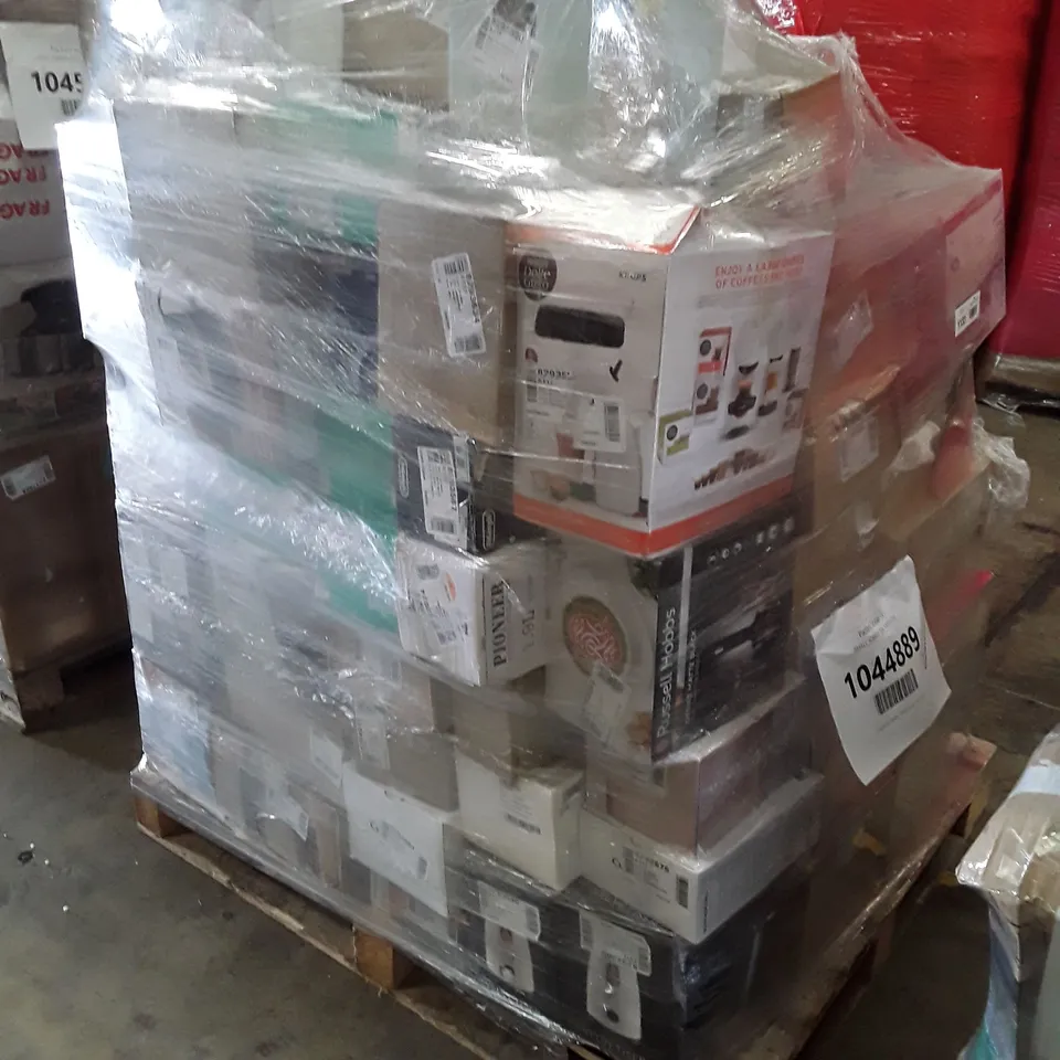 PALLET OF APPROXIMATELY 67 ASSORTED UNPROCESSED RAW RETURNS TO INCLUDE;