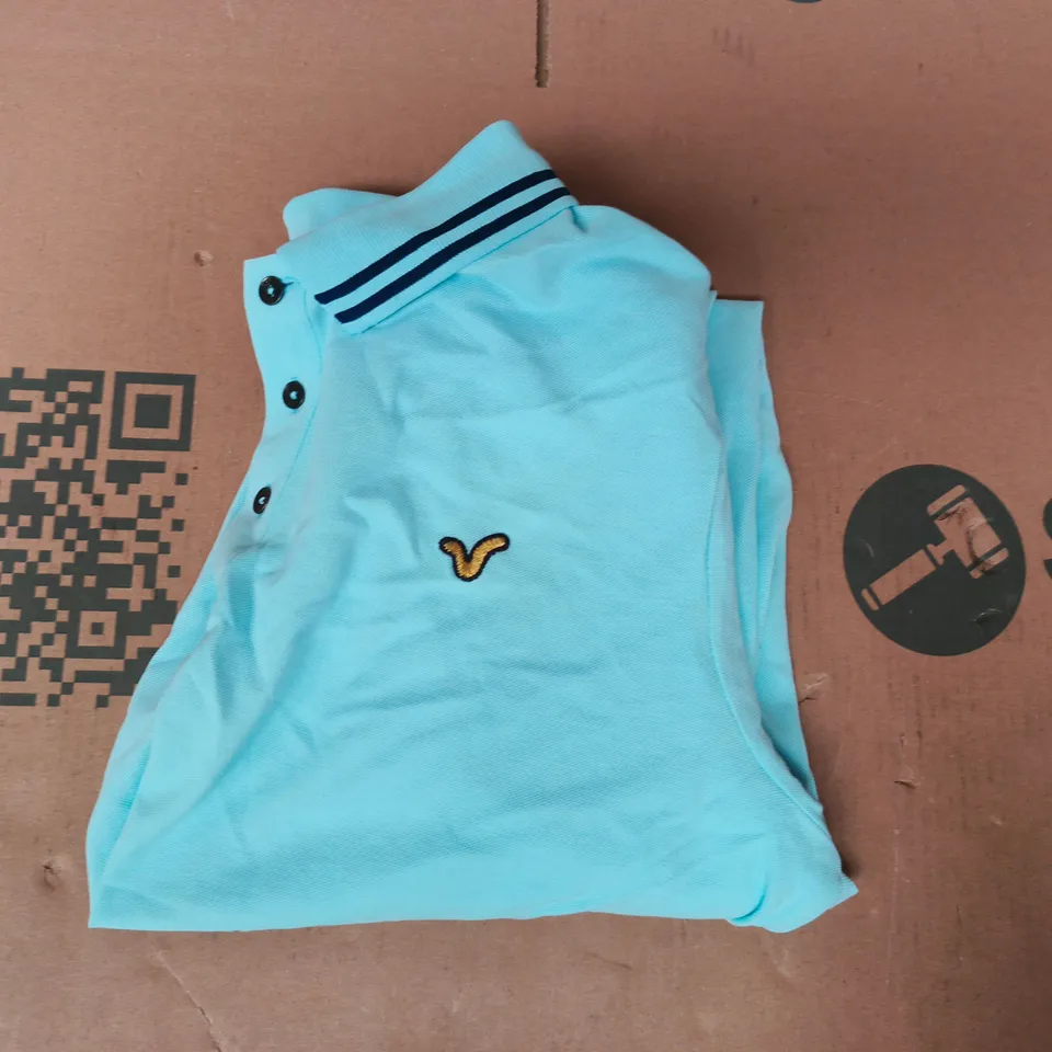 VOI JEANS SHORT SLEEVE POLO TOP IN LIGHT BLUE SIZE XL