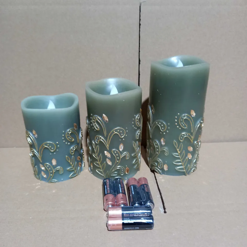 ALISON CORK SET OF PRE LIT FLAMELESS CANDLES