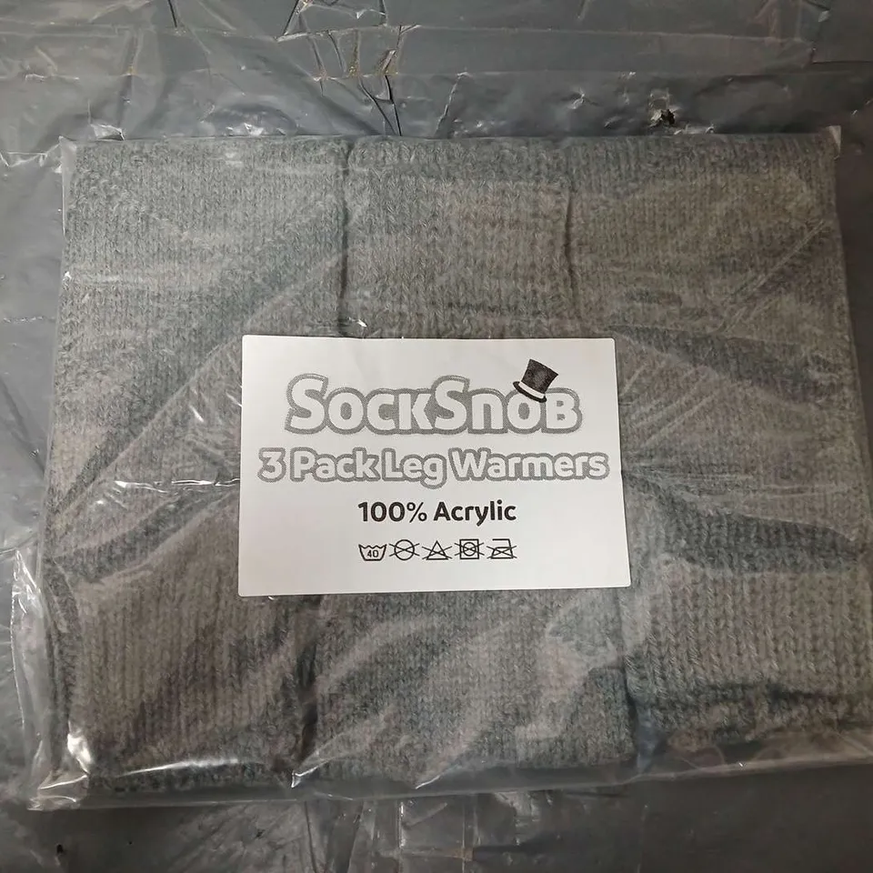 APPROXIMATELY 90 PAIRS OF SOCK SNOB LEG WARMERS IN GREY DIAMOND