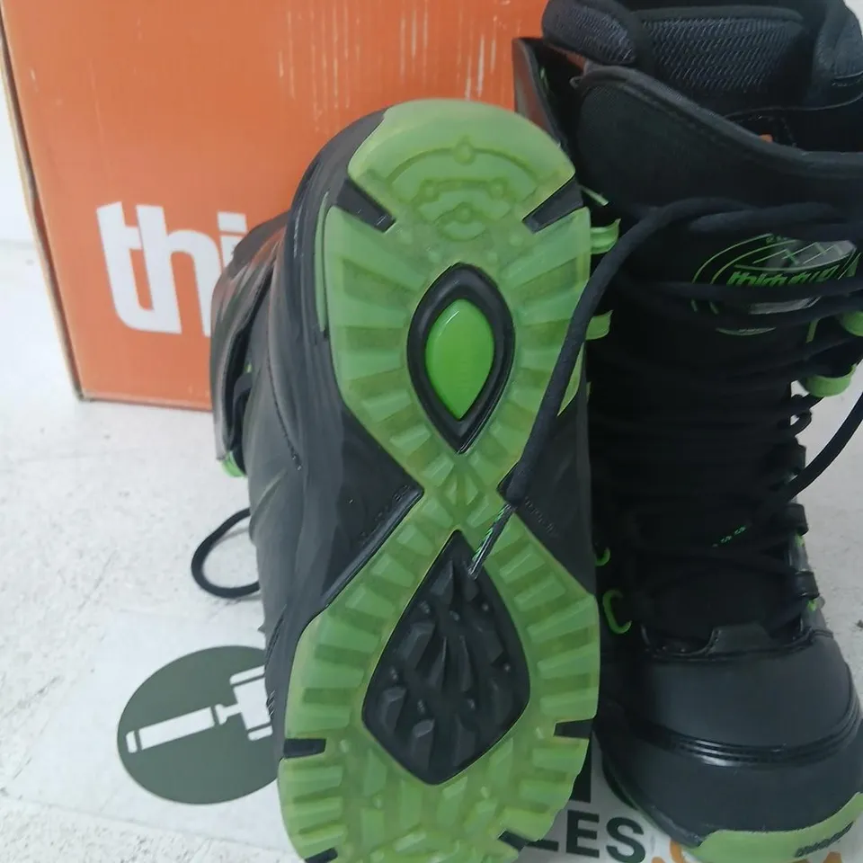 THIRTYTWO PRIME SNOWBOARD BOOTS – BLACK/GREEN, UK 8.5 (US 9.5, EU 42.5)