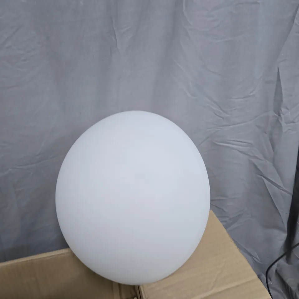 BRASS FINISH CEILING LIGHT FIXTURE WITH TWO ADJUSTABLE SPOTLIGHTS AND FROSTED GLOBE SHADE