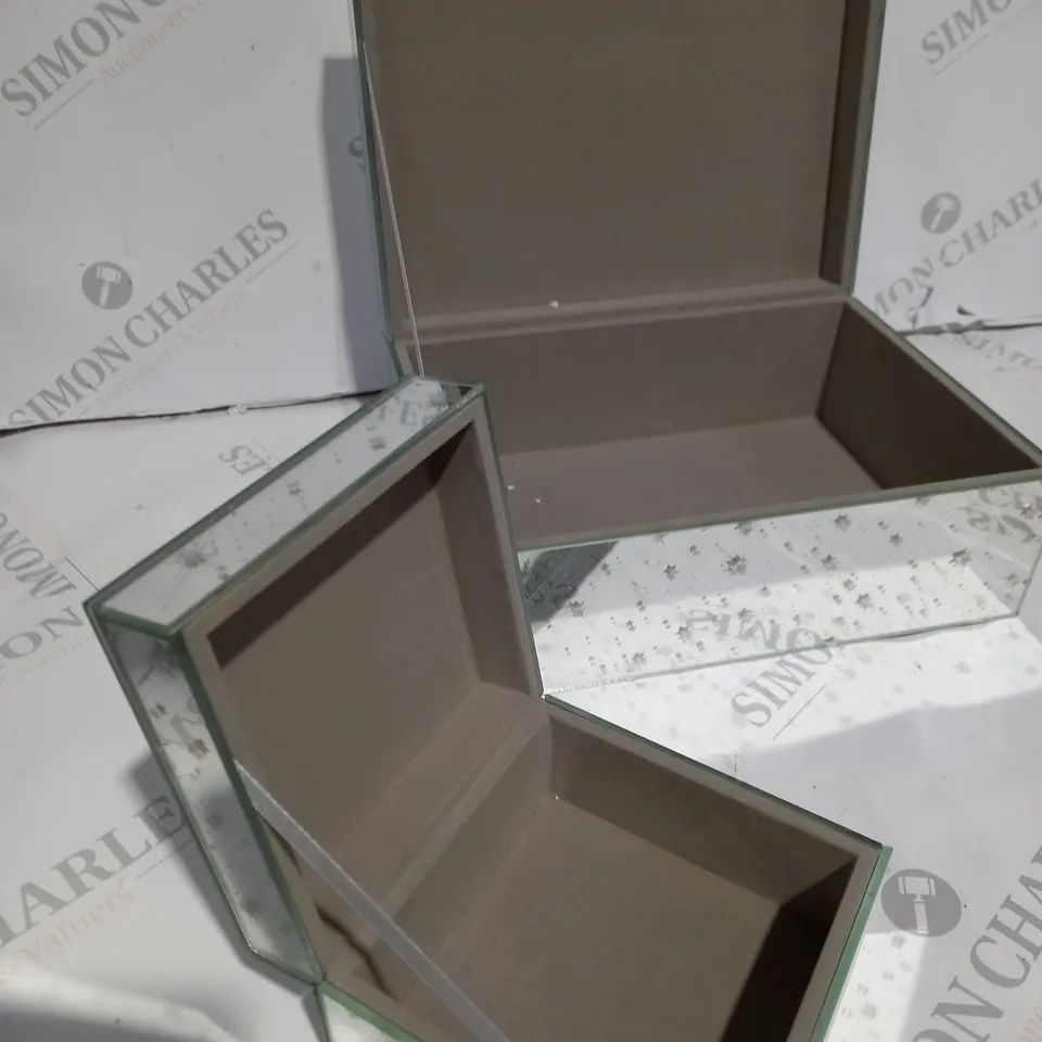 JM BY JULIEN MACDONALD SET OF LIMITED EDITION STARBURST TRINKET BOXES