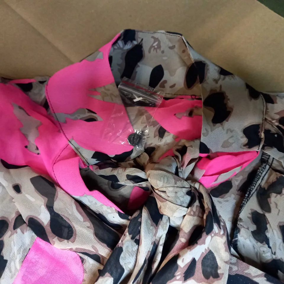 FRANK USHER LIGHT FLOWING ANIMAL PRINT/PINK DETAILED SHIRT 