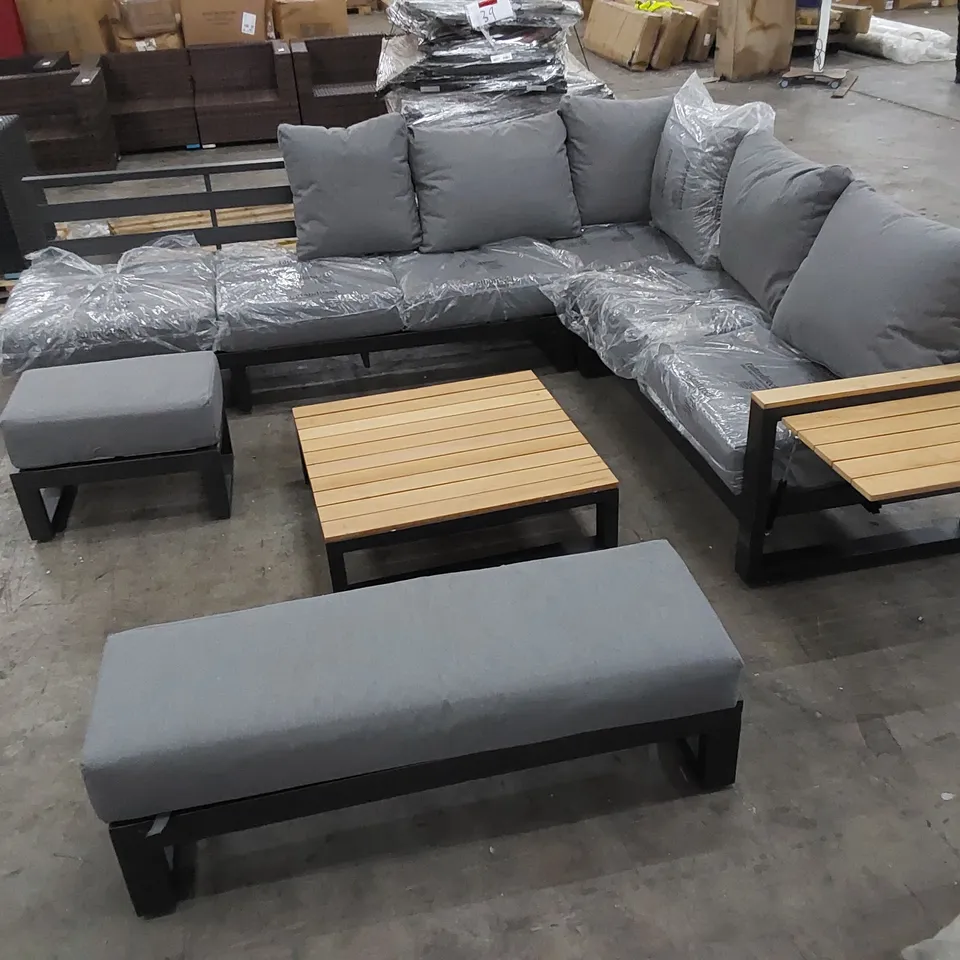 DESIGNER METAL CORNER GARDEN/PATIO SOFA WITH STOOL, BENCH AND COFFEE TABLE