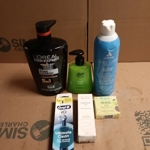APPROXIMATEY 20 ASSORTED HEALTH AND BEAUTY PRODUCTS TO INCLUDE - AVENE HYDRATING CREAM - BOOTS EVERYDAY HAND WASH AND L'OREAL MEN EXPERT SHOWER GEL