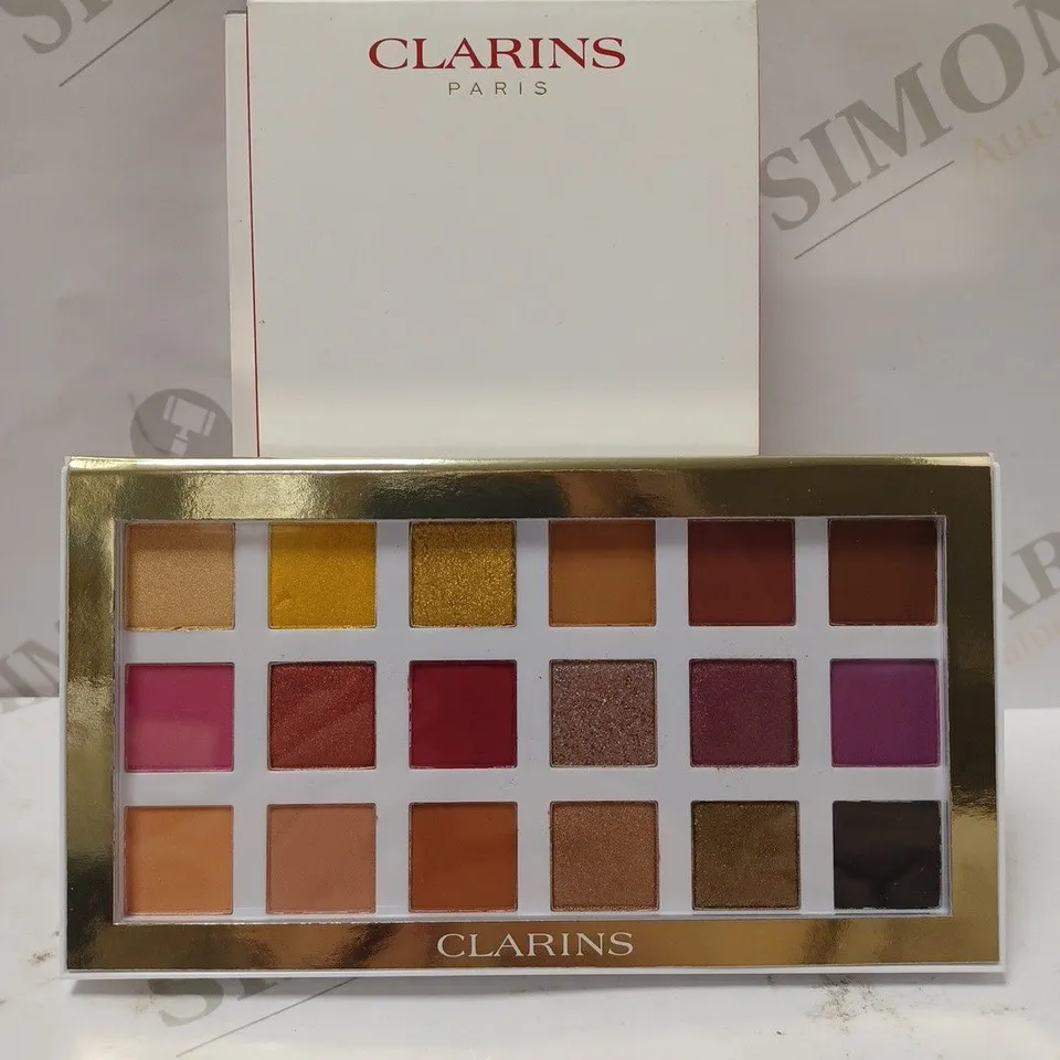 LOT OF 2 CLARINS EYESHADOW MAKE UP PALETTES