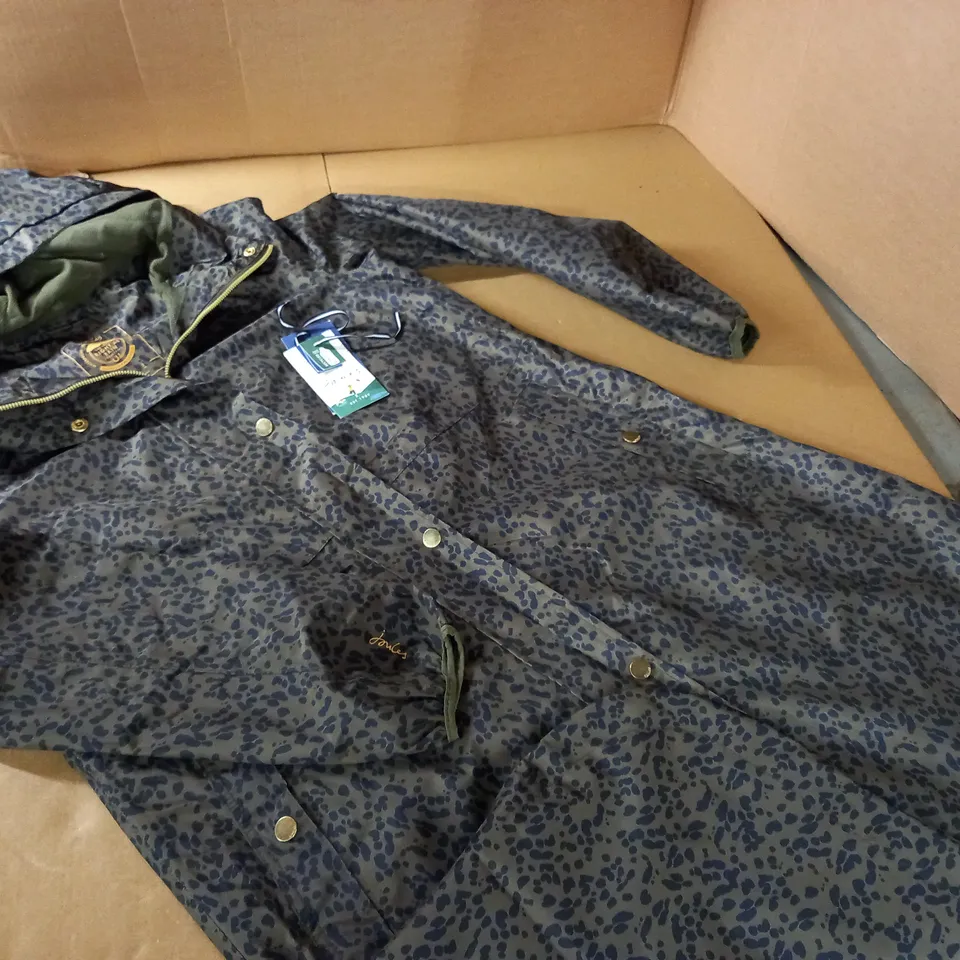 JOULES WAYBRIDGE COAT IN SPOTTED KHAKI - UK 6