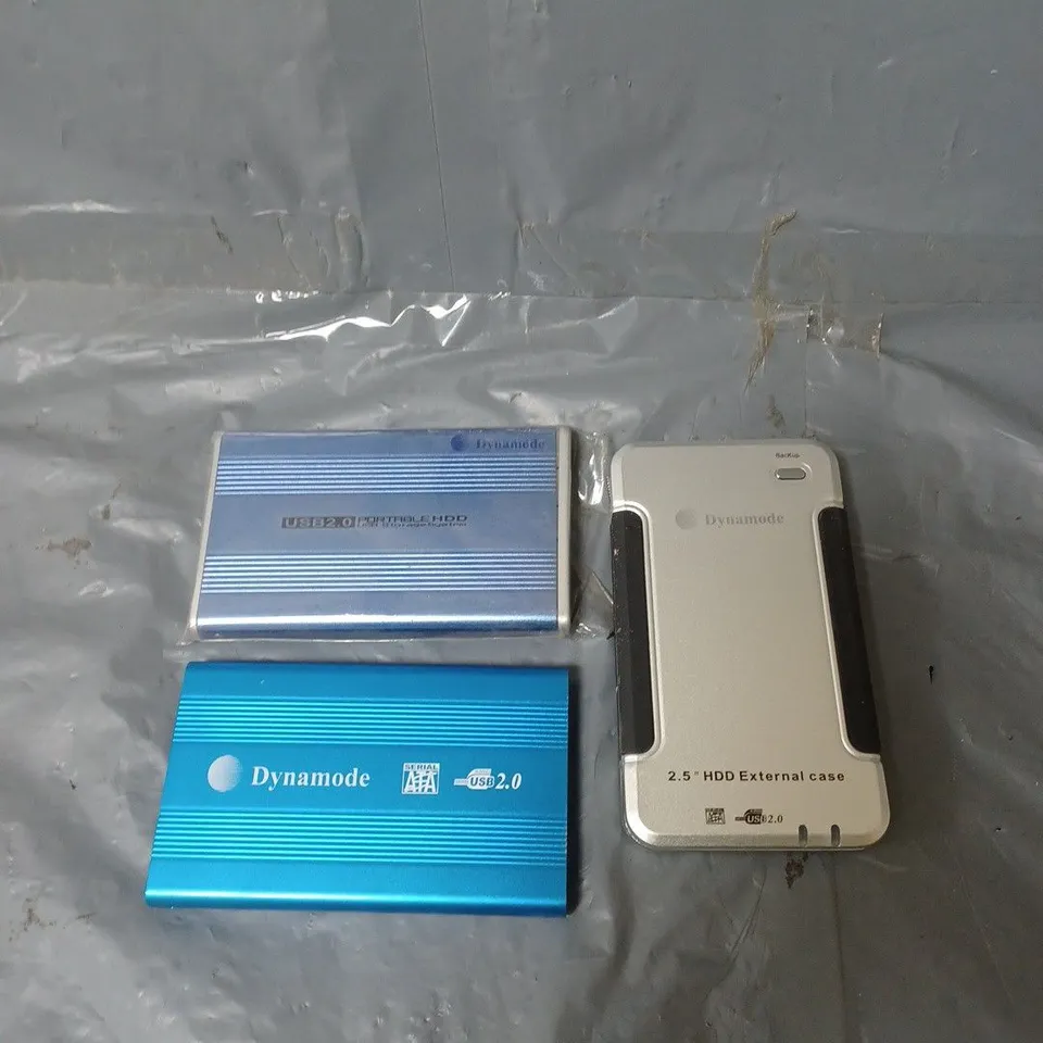 APPROXIMATELY 50 2.5" HARD DRIVE CASES