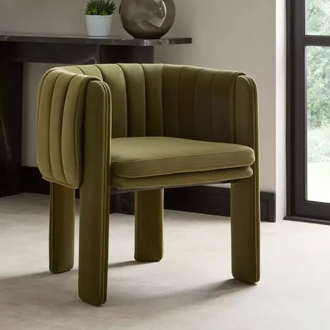BOXED MILA DOUBLE LAYER PLEATED DINING CHAIR 