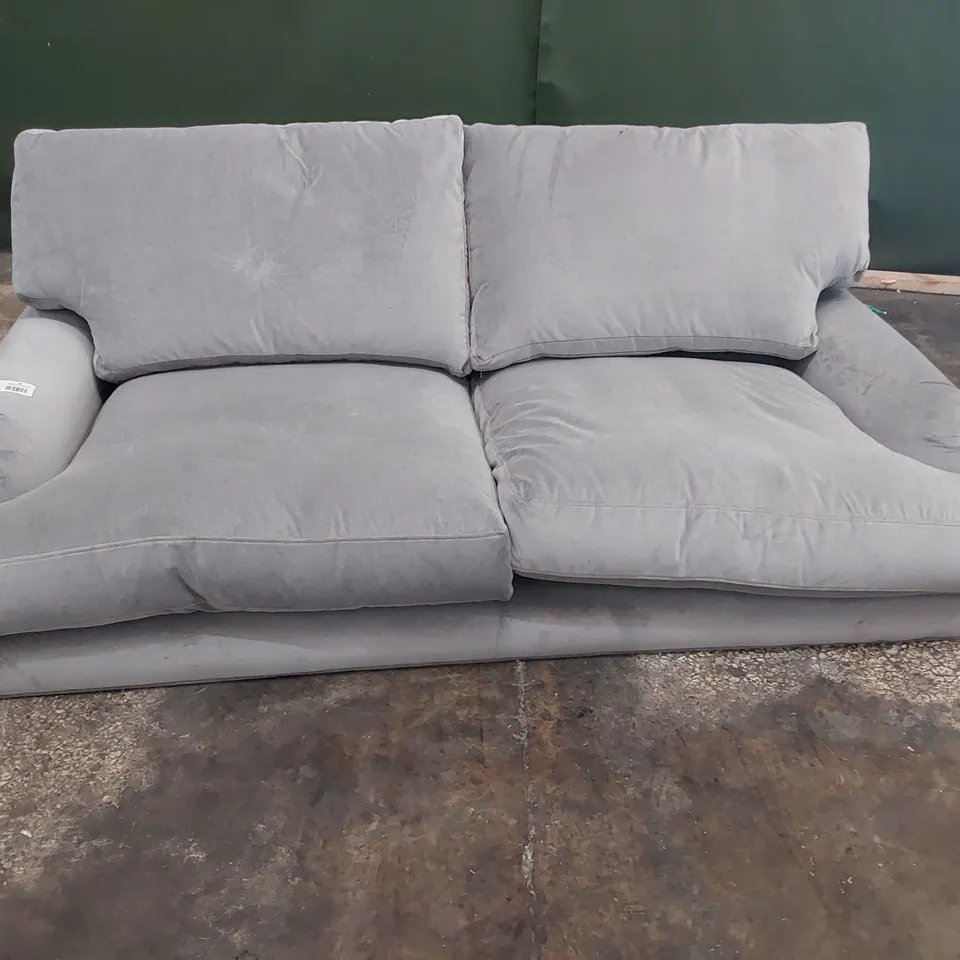 QUALITY BRITISH DESIGNER LOUNGE Co. PERIOD STYLE THREE SEATER SOFA GREY PLUS FABRIC 