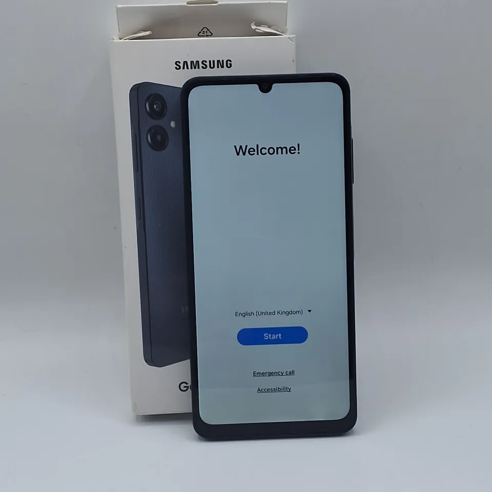 SAMSUNG GALAXY A06 4/64GB IN BLACK - SM-A065F