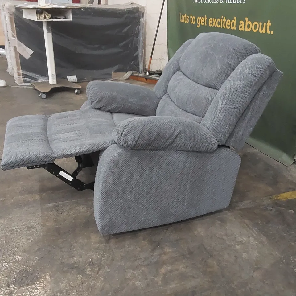 QUALITY DESIGNER FABRIC UPHOLSTERED MANUAL RECLINER ARMCHAIR 