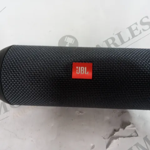 JBL BLACK PORTABLE SPEAKER 