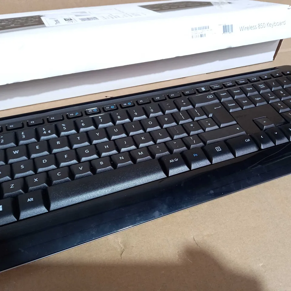 BOXED MICRSOFT WIRELESS 850 KEYBOARD