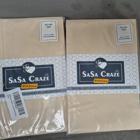 BOX OF APPROXIMATELY 10 ASSORTED SASA CRAZE PILLOWCASE PAIRS IN VARIOUS COLOURS, ETC