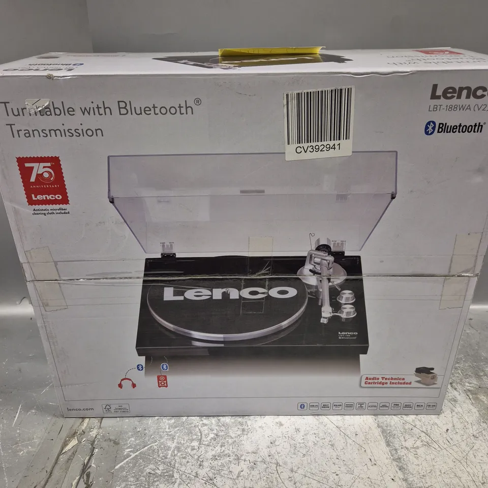 BOXED LENCO TURNTABLE WITH BLUETOOTH TRANSMISSION LBT-188WA V2