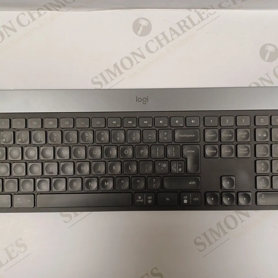 LOGITECH CRAFT WIRELESS KEYBOARD