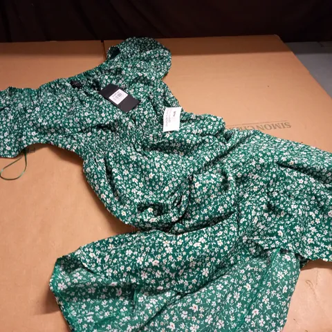 MELA LONDON SILKFRED DITSY DAISY GREEN DRESS - UK 12