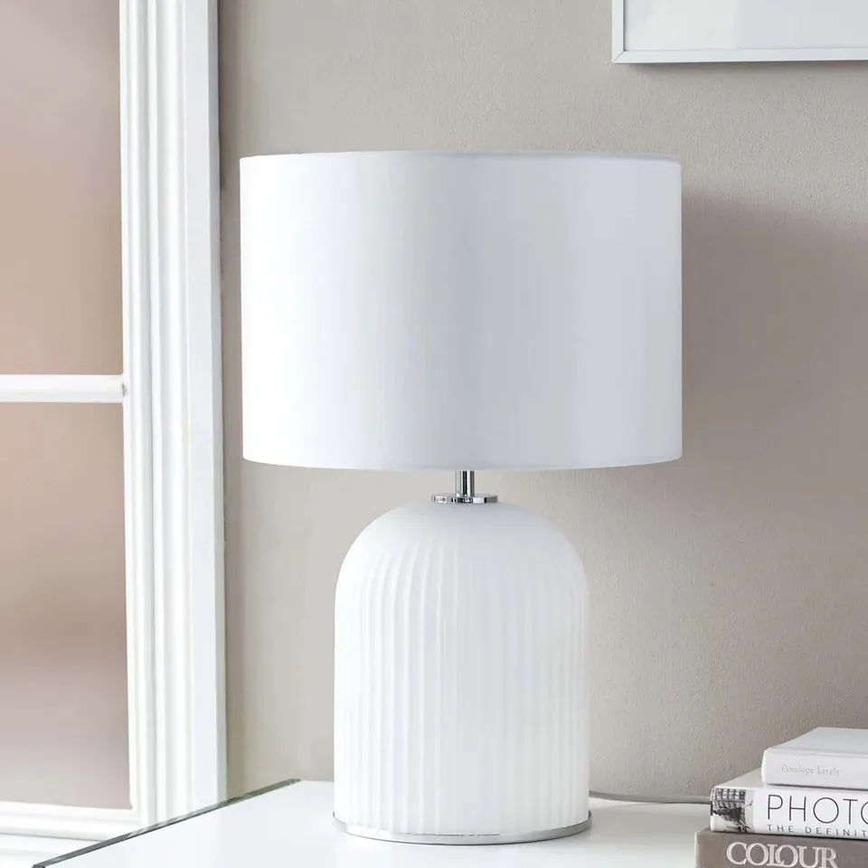 BOXED DANETTI AMALFI DUAL-LIT WHITE TABLE LAMP