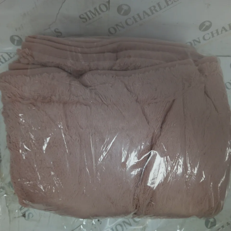 BOXED COZEE HOME VELVETSOFT HEATED THROW IN PINK