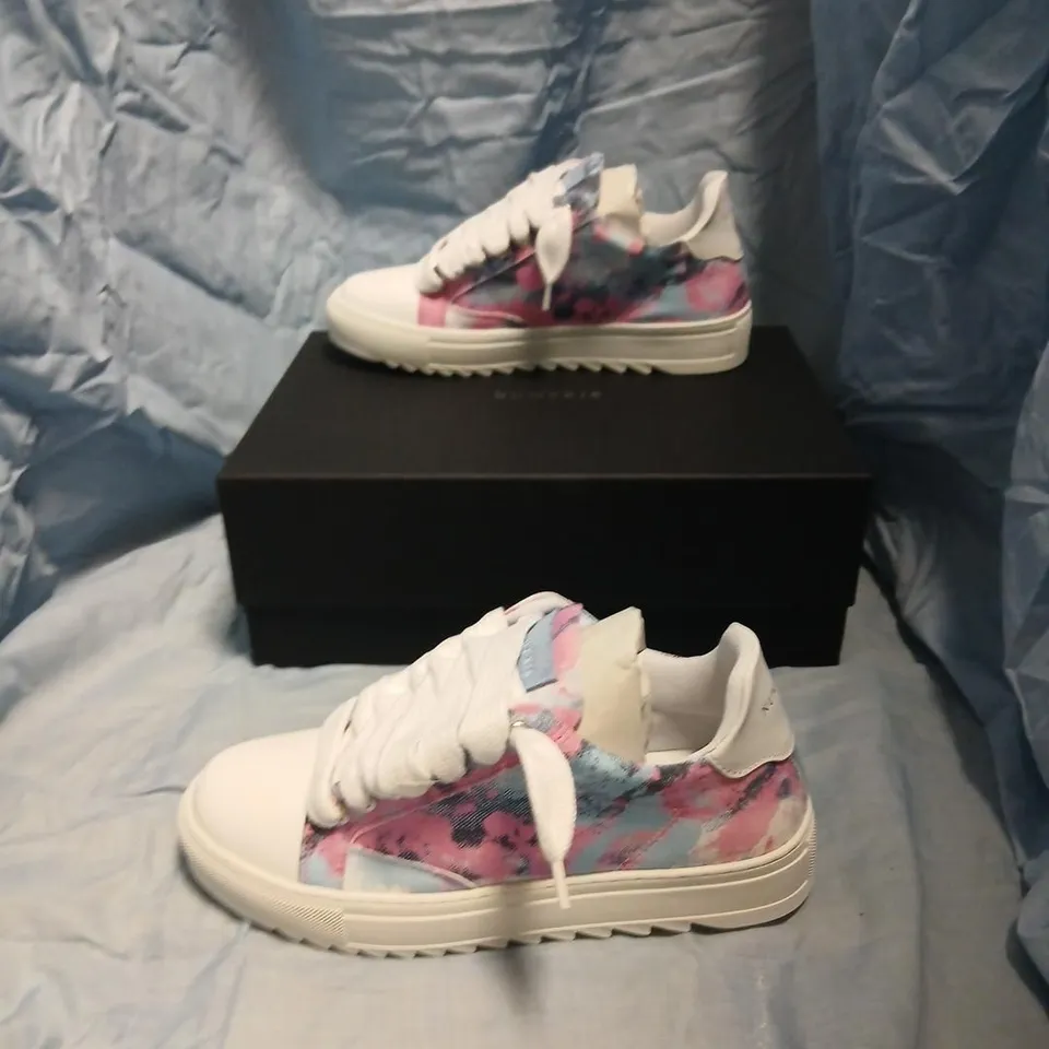 NUMERIS WOMEN'S SNEAKERS – PINK CAMOUFLAGE, UK 7