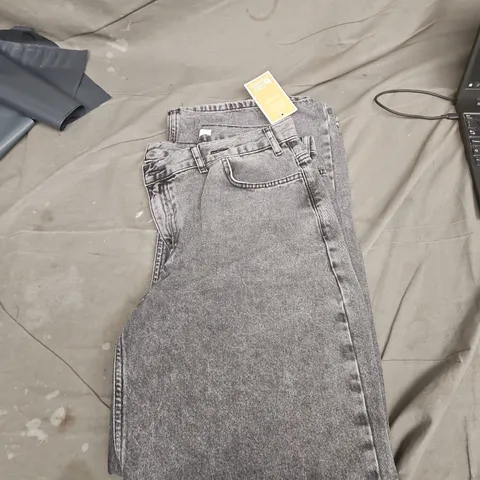MICHELLE KEEGAN DENIM JEANS – GREY, UK 10