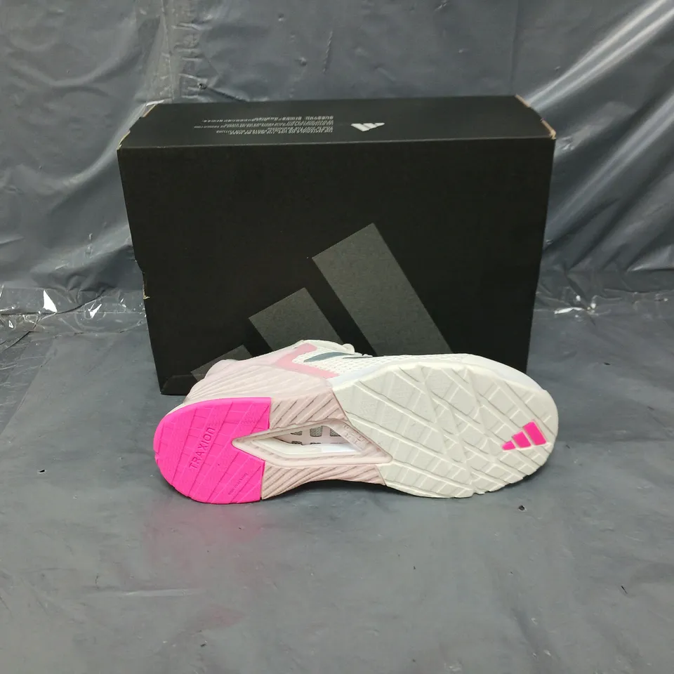 BOXED PAIR OF ADIDAS DROPSET 3 TRAINER WOMENS UK 6 1/2 