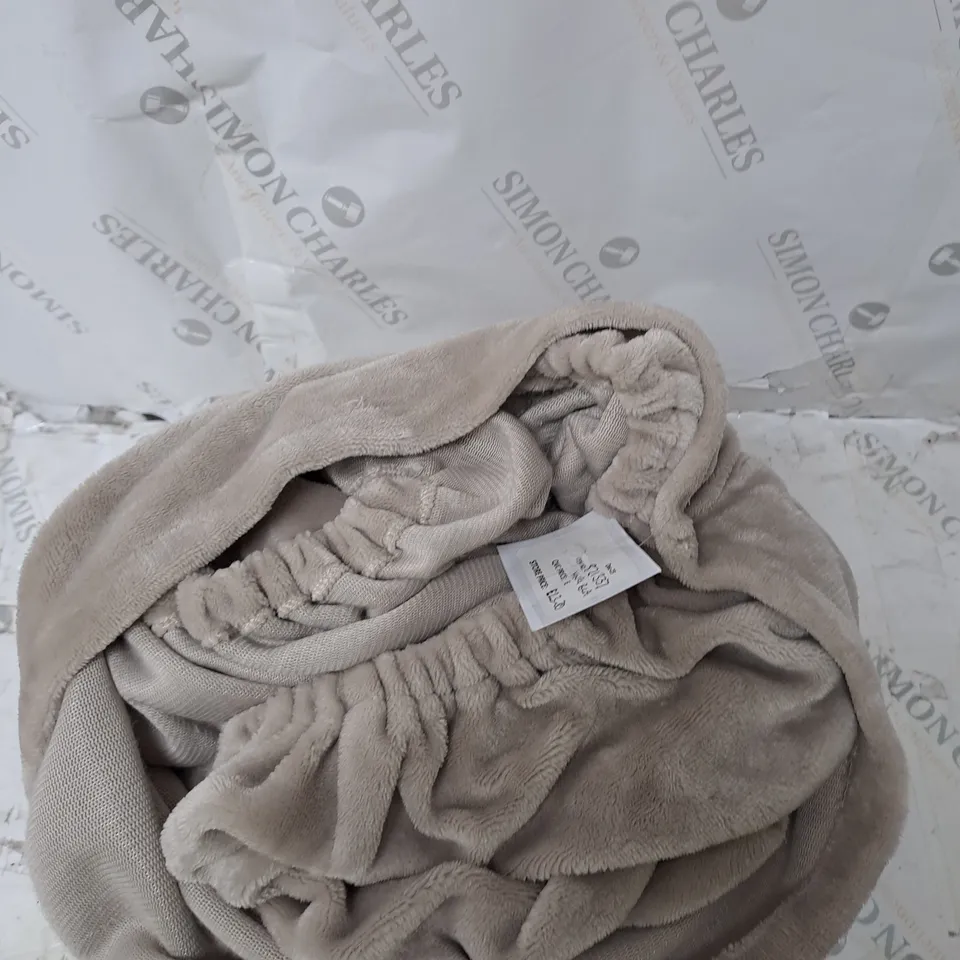 COZEE HOME VELVETSOFT ESSENTIAL COLLECTION LIGHT GREY DOUBLE SIZE