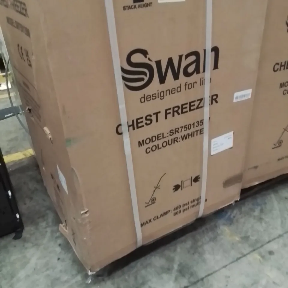 BOXED FRIDGEMASTER MCF96EB STATIC 95L CHEST FREEZER - BLACK