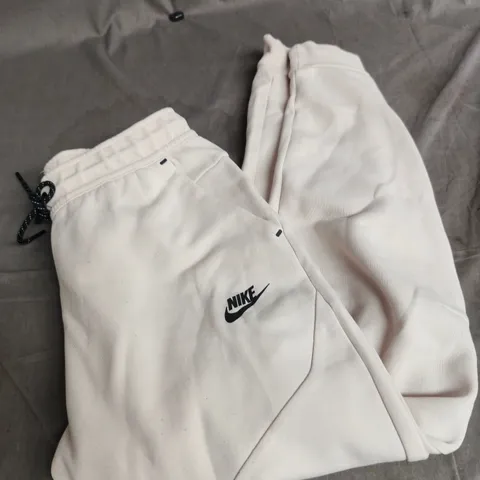 NIKE TECH FLEECE JOGGERS SIZE S 