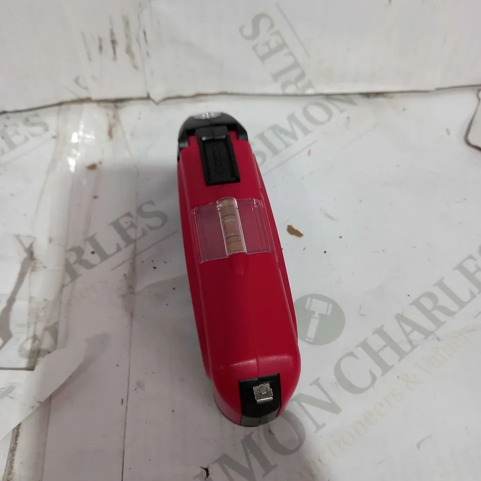 KELVIN TOOLS EVERYDAY MULTI-TOOL - RED