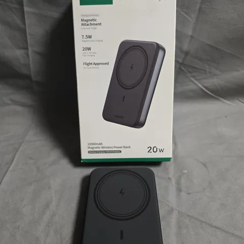 UGREEN MAGNETIC WIRELESS POWER BANK 10000MAH – 20W, MAGNETIC ATTACHMENT