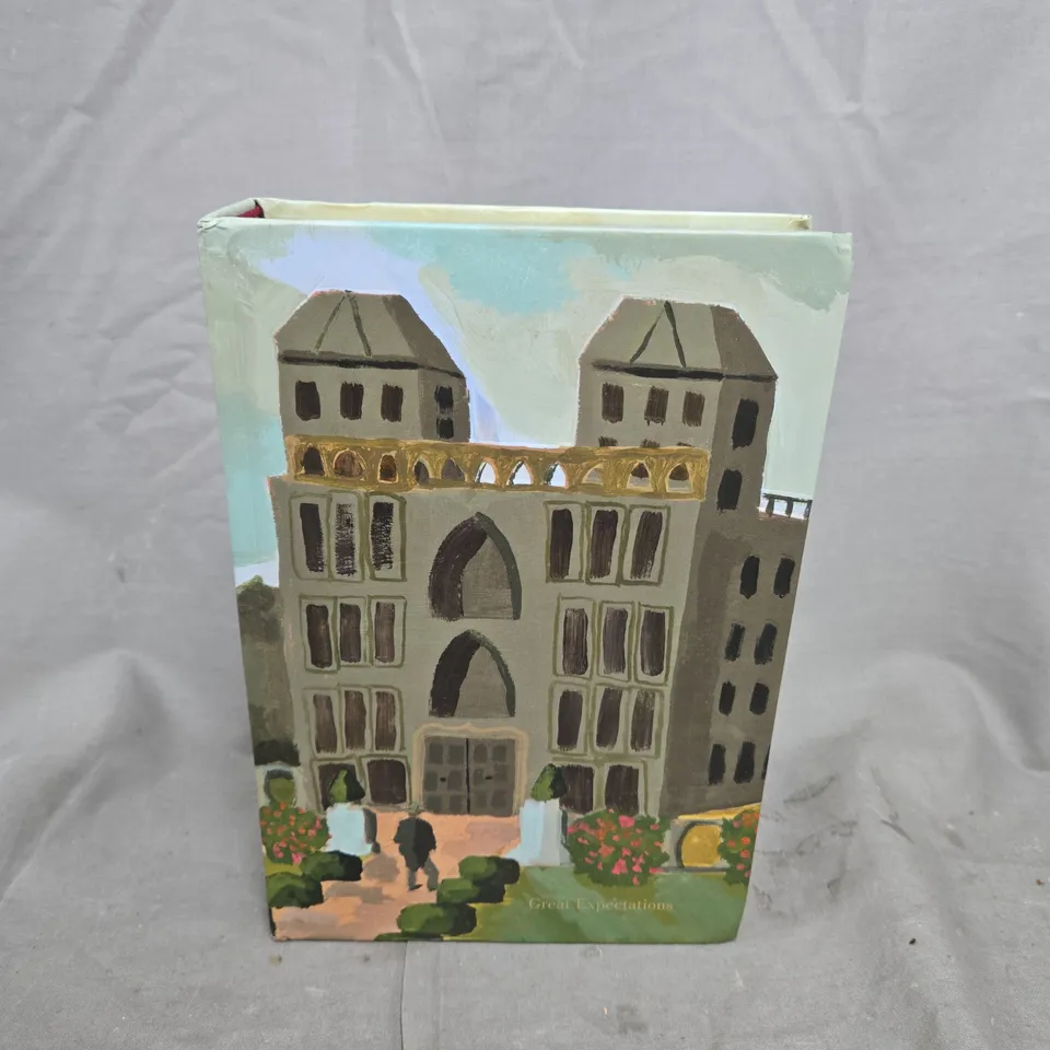 GREAT EXPECTATION BY CHARLES DICKENS PAINTED HARDBACK EDITION