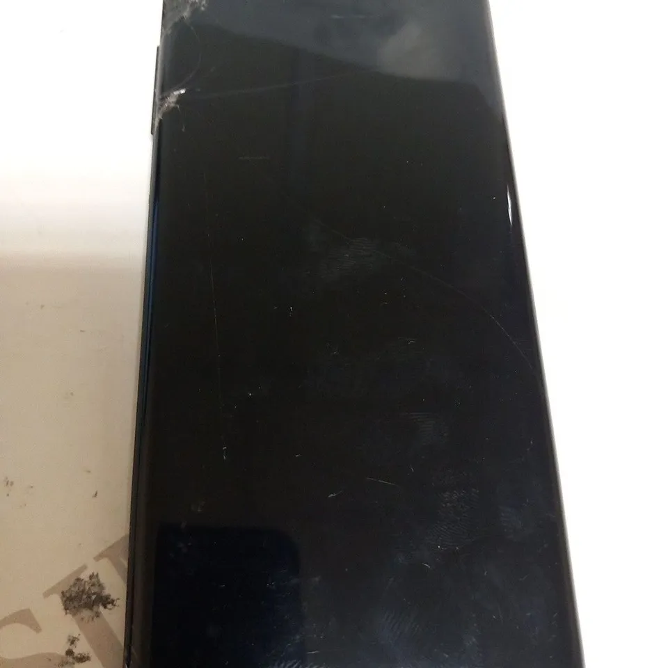 SAMSUNG GALAXY S8 MOBILE PHONE